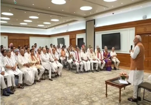 Narendra Modi Oath Ceremony Updates: President Kharge of the Congress will witness PM Modi's ceremony. They will converse over tea at the PM's mansion